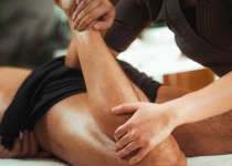 Tinh Dầu Thảo Dược Massage Khi Đau Cơ Sau Tập Gym – Hỗ Trợ Phục Hồi Cơ Bắp